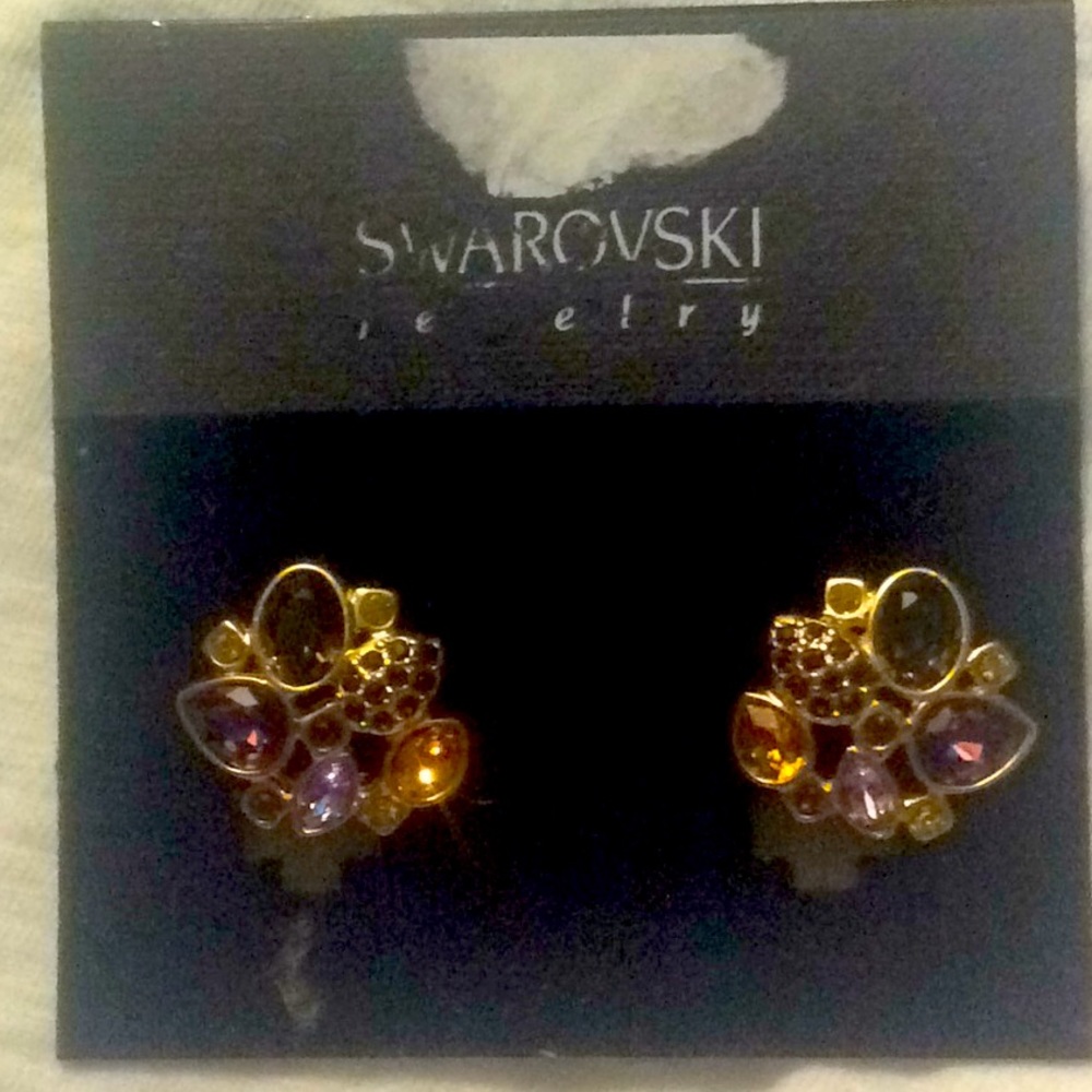 Swarovski clip on earrings swan Signed
